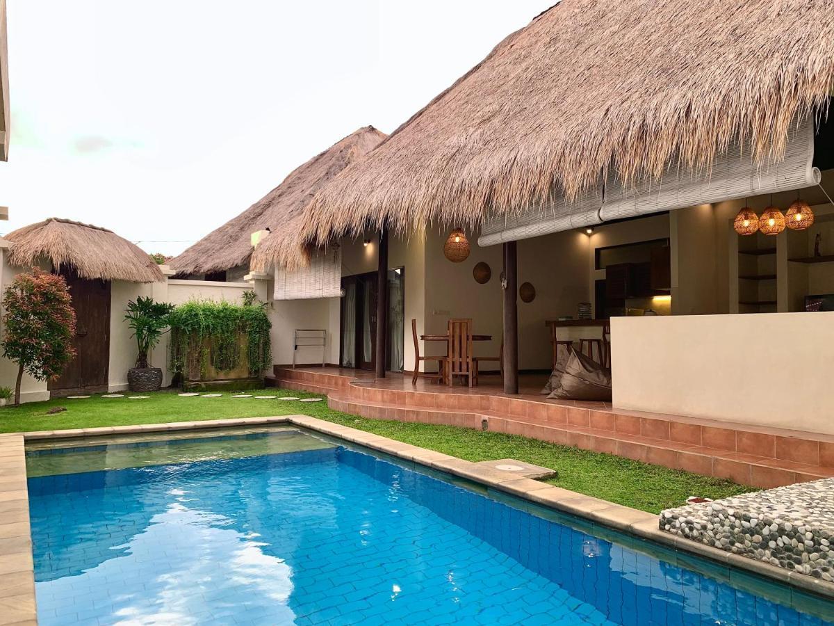 Alizee Villa Seminyak  Exterior photo