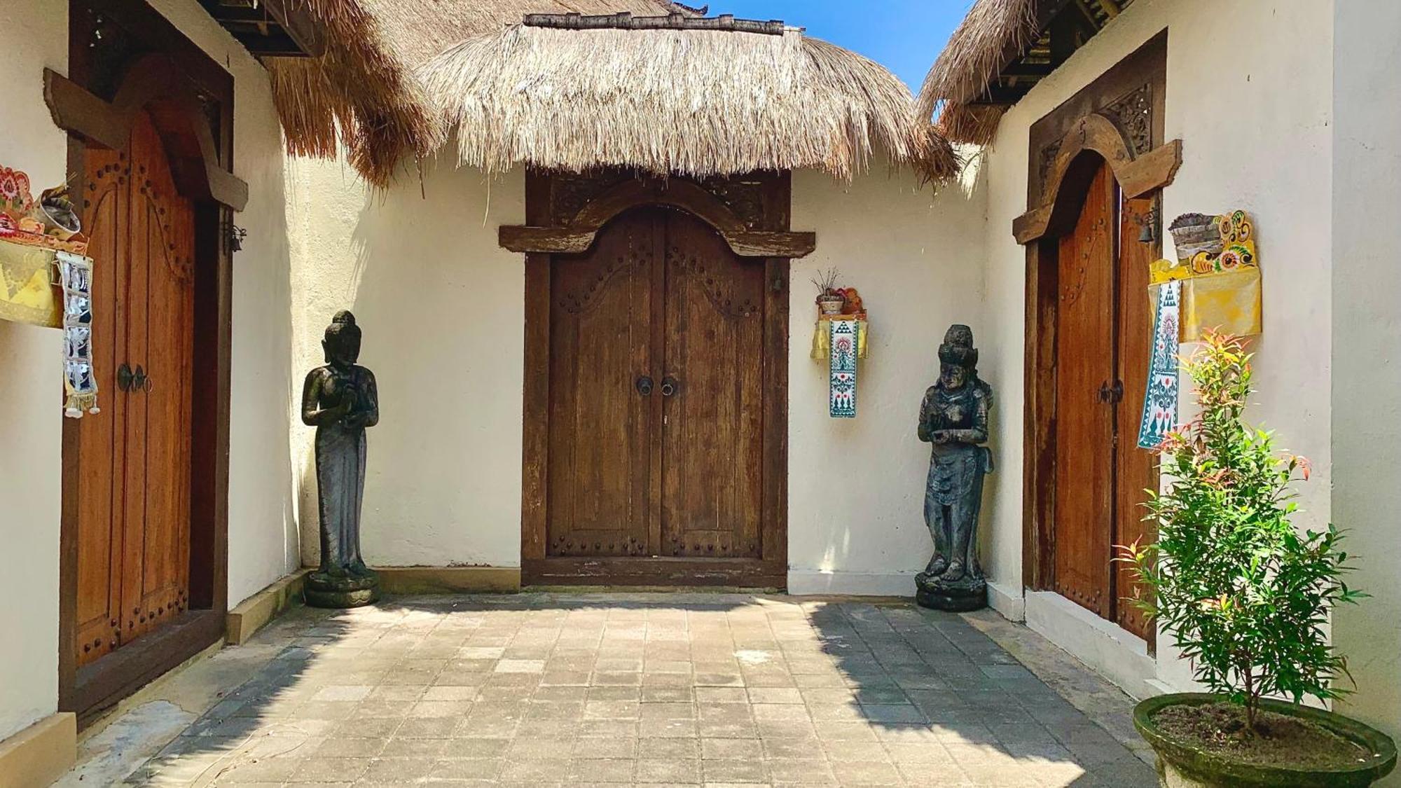 Alizee Villa Seminyak  Exterior photo