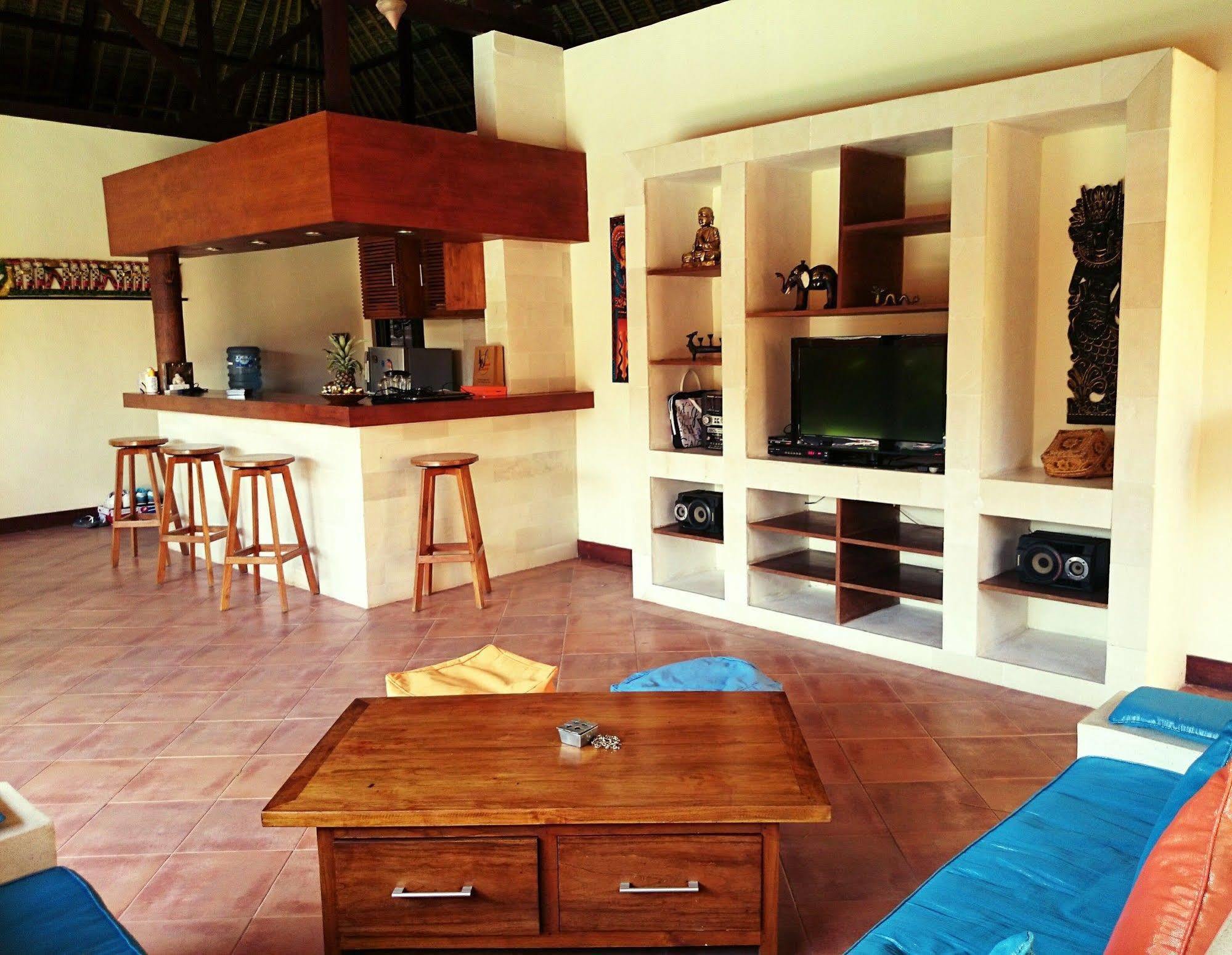 Alizee Villa Seminyak  Exterior photo