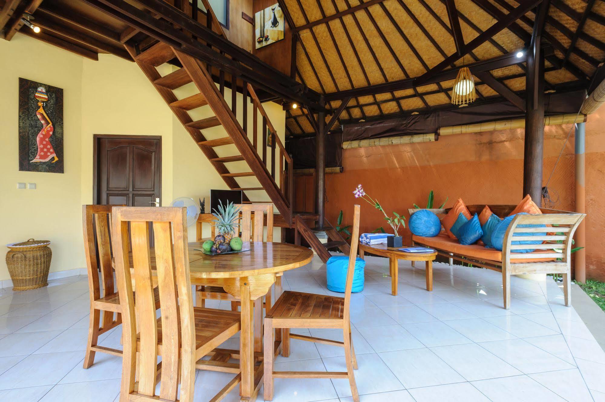 Alizee Villa Seminyak  Exterior photo